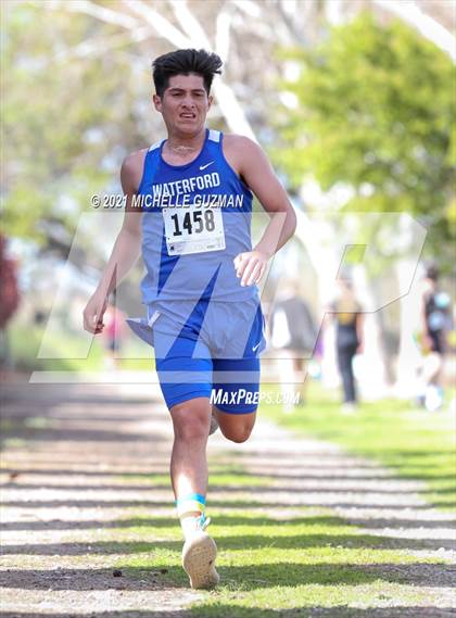 Thumbnail 2 in River Bluff Cross Country Meet photogallery.