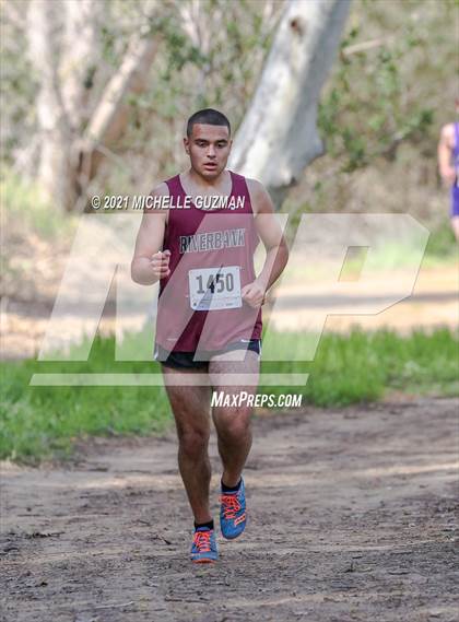 Thumbnail 2 in River Bluff Cross Country Meet photogallery.