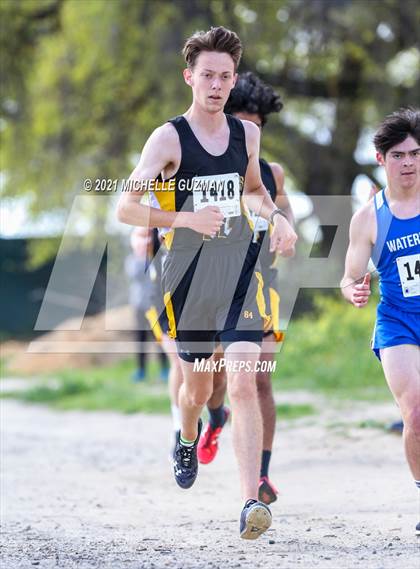 Thumbnail 3 in River Bluff Cross Country Meet photogallery.