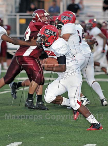 Thumbnail 3 in Skyline vs. West Campus photogallery.