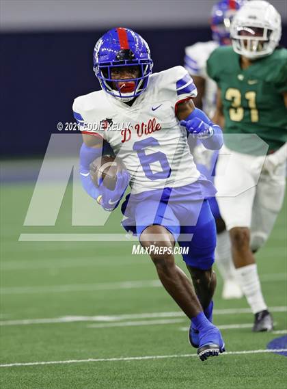 Thumbnail 3 in DeSoto vs. Duncanville (UIL 6A D1 Quarterfinal Playoff) photogallery.