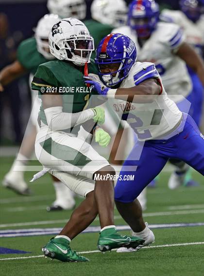 Thumbnail 2 in DeSoto vs. Duncanville (UIL 6A D1 Quarterfinal Playoff) photogallery.