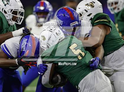 Thumbnail 2 in DeSoto vs. Duncanville (UIL 6A D1 Quarterfinal Playoff) photogallery.