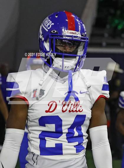 Thumbnail 3 in DeSoto vs. Duncanville (UIL 6A D1 Quarterfinal Playoff) photogallery.