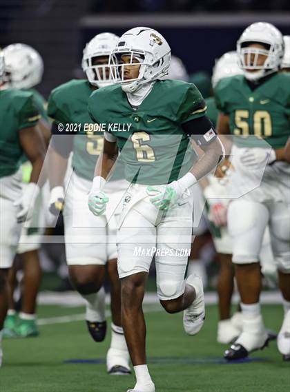 Thumbnail 2 in DeSoto vs. Duncanville (UIL 6A D1 Quarterfinal Playoff) photogallery.