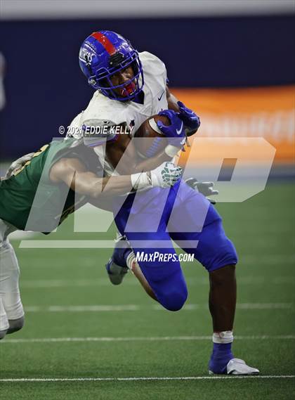 Thumbnail 3 in DeSoto vs. Duncanville (UIL 6A D1 Quarterfinal Playoff) photogallery.
