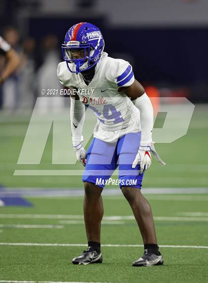 Thumbnail 2 in DeSoto vs. Duncanville (UIL 6A D1 Quarterfinal Playoff) photogallery.