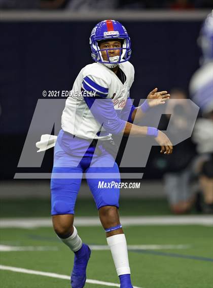 Thumbnail 3 in DeSoto vs. Duncanville (UIL 6A D1 Quarterfinal Playoff) photogallery.