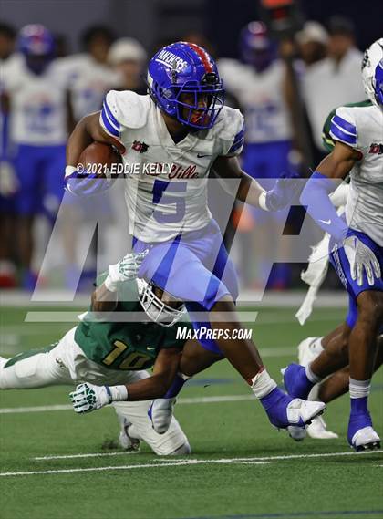 Thumbnail 3 in DeSoto vs. Duncanville (UIL 6A D1 Quarterfinal Playoff) photogallery.