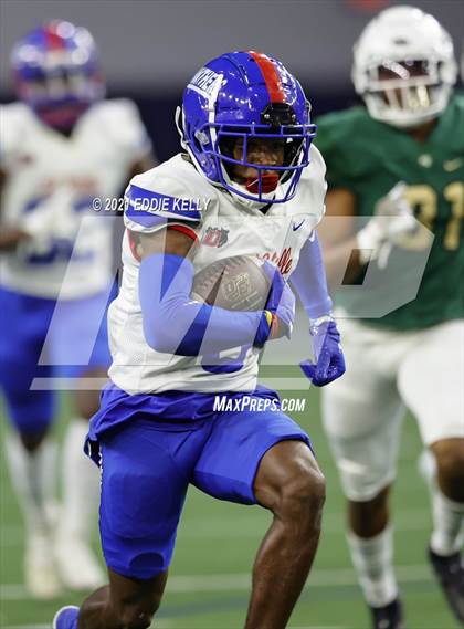 Thumbnail 3 in DeSoto vs. Duncanville (UIL 6A D1 Quarterfinal Playoff) photogallery.