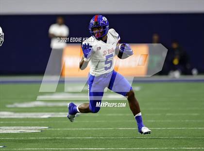 Thumbnail 2 in DeSoto vs. Duncanville (UIL 6A D1 Quarterfinal Playoff) photogallery.