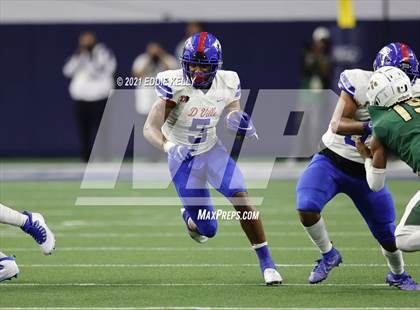 Thumbnail 2 in DeSoto vs. Duncanville (UIL 6A D1 Quarterfinal Playoff) photogallery.