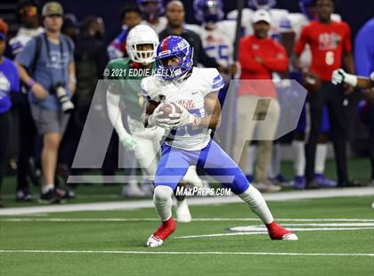 Thumbnail 2 in DeSoto vs. Duncanville (UIL 6A D1 Quarterfinal Playoff) photogallery.