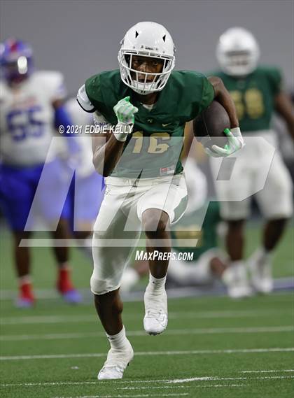 Thumbnail 1 in DeSoto vs. Duncanville (UIL 6A D1 Quarterfinal Playoff) photogallery.