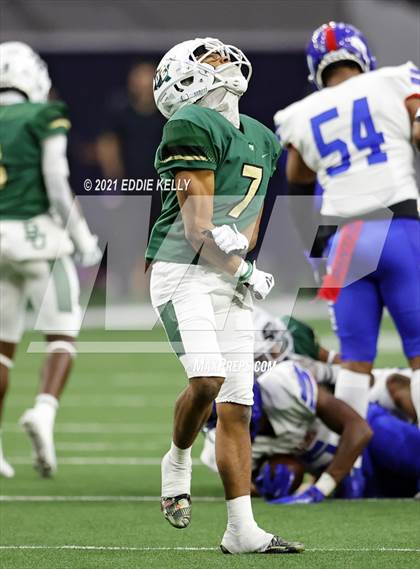 Thumbnail 3 in DeSoto vs. Duncanville (UIL 6A D1 Quarterfinal Playoff) photogallery.