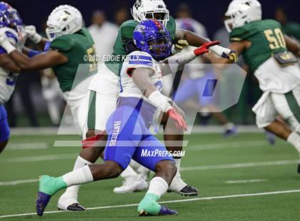 Thumbnail 2 in DeSoto vs. Duncanville (UIL 6A D1 Quarterfinal Playoff) photogallery.