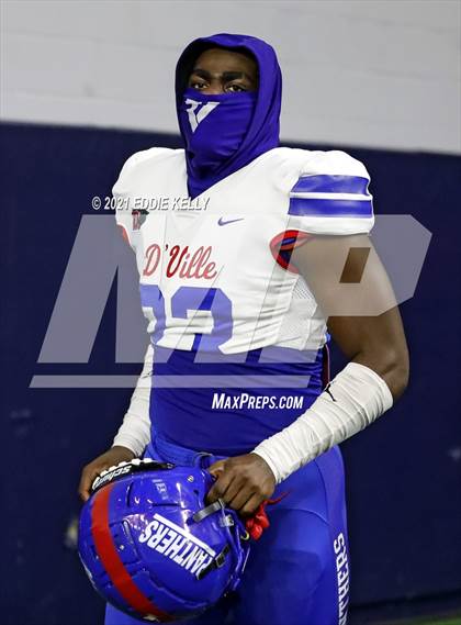Thumbnail 1 in DeSoto vs. Duncanville (UIL 6A D1 Quarterfinal Playoff) photogallery.