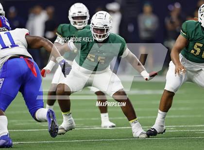 Thumbnail 1 in DeSoto vs. Duncanville (UIL 6A D1 Quarterfinal Playoff) photogallery.