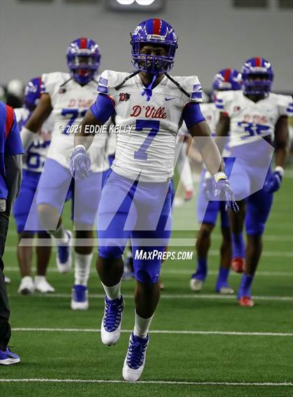 Thumbnail 3 in DeSoto vs. Duncanville (UIL 6A D1 Quarterfinal Playoff) photogallery.
