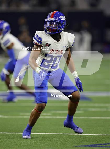 Thumbnail 1 in DeSoto vs. Duncanville (UIL 6A D1 Quarterfinal Playoff) photogallery.