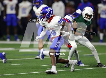 Thumbnail 3 in DeSoto vs. Duncanville (UIL 6A D1 Quarterfinal Playoff) photogallery.