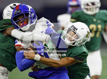 Thumbnail 1 in DeSoto vs. Duncanville (UIL 6A D1 Quarterfinal Playoff) photogallery.