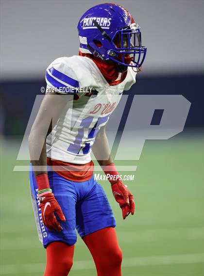 Thumbnail 1 in DeSoto vs. Duncanville (UIL 6A D1 Quarterfinal Playoff) photogallery.