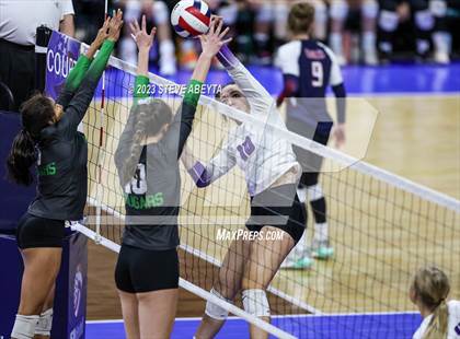 Thumbnail 3 in Lutheran vs. Niwot (CHSAA 4A Contenders First Round) photogallery.