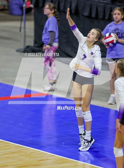 Thumbnail 2 in Lutheran vs. Niwot (CHSAA 4A Contenders First Round) photogallery.
