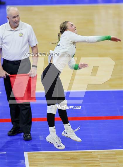 Thumbnail 2 in Lutheran vs. Niwot (CHSAA 4A Contenders First Round) photogallery.