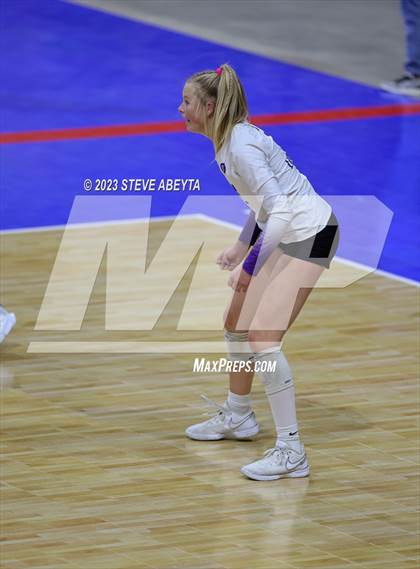 Thumbnail 1 in Lutheran vs. Niwot (CHSAA 4A Contenders First Round) photogallery.