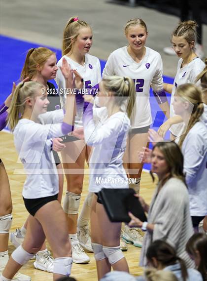 Thumbnail 3 in Lutheran vs. Niwot (CHSAA 4A Contenders First Round) photogallery.