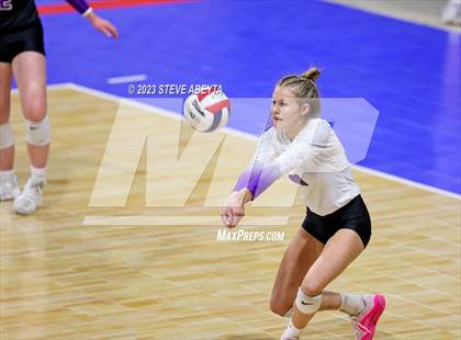 Thumbnail 3 in Lutheran vs. Niwot (CHSAA 4A Contenders First Round) photogallery.