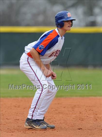 Thumbnail 2 in Cary vs. Athens Drive photogallery.