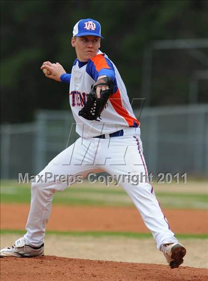 Thumbnail 2 in Cary vs. Athens Drive photogallery.
