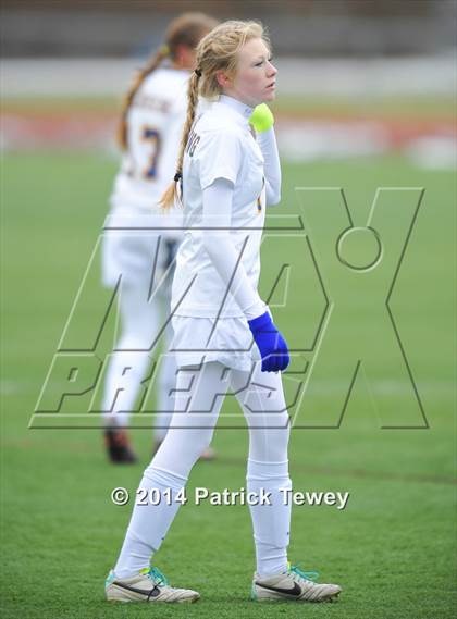 Thumbnail 2 in Haldane vs. Lansing (NYSPHSAA Class C Final) photogallery.