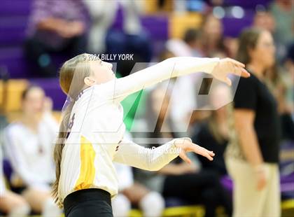 Thumbnail 1 in Grand Saline vs Edgewood photogallery.