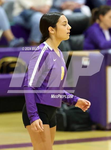 Thumbnail 1 in Grand Saline vs Edgewood photogallery.