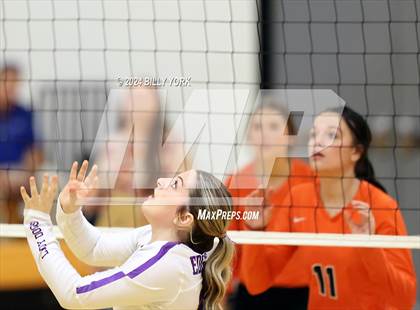 Thumbnail 3 in Grand Saline vs Edgewood photogallery.