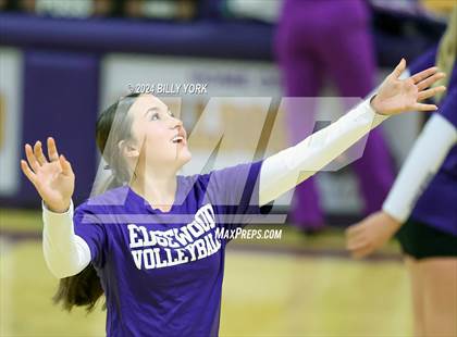 Thumbnail 1 in Grand Saline vs Edgewood photogallery.