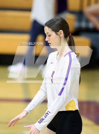Thumbnail 2 in Grand Saline vs Edgewood photogallery.