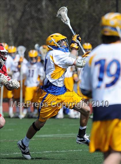 Thumbnail 1 in East Islip @ Mahopac photogallery.