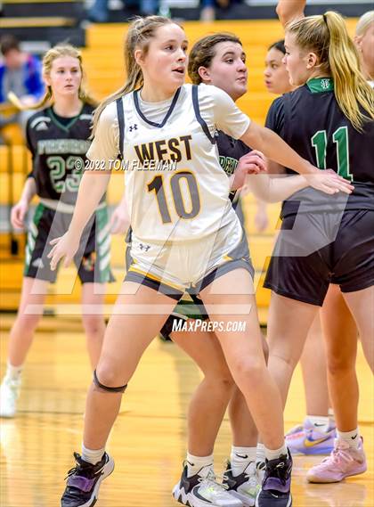 Thumbnail 2 in Lawrence Free State @ Shawnee Mission West photogallery.