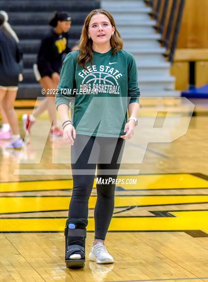 Thumbnail 2 in Lawrence Free State @ Shawnee Mission West photogallery.