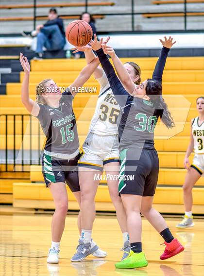 Thumbnail 1 in Lawrence Free State @ Shawnee Mission West photogallery.