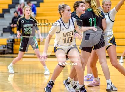 Thumbnail 3 in Lawrence Free State @ Shawnee Mission West photogallery.