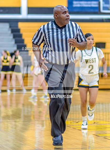 Thumbnail 3 in Lawrence Free State @ Shawnee Mission West photogallery.