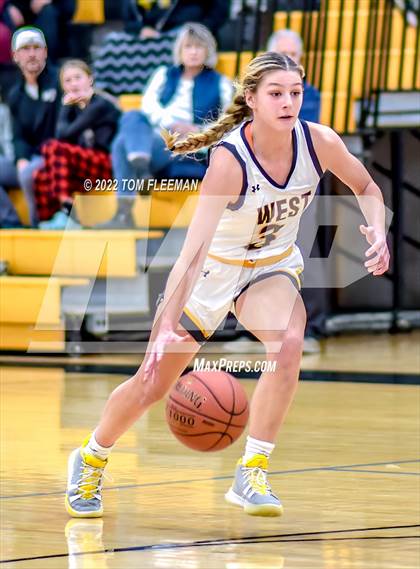 Thumbnail 2 in Lawrence Free State @ Shawnee Mission West photogallery.