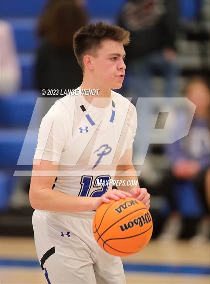 Thumbnail 2 in Denver Christian vs. Belleview Christian photogallery.