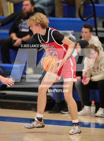 Thumbnail 1 in Denver Christian vs. Belleview Christian photogallery.